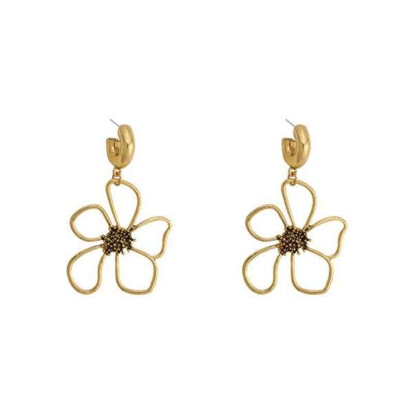 Retro Easy Matching Hollow Flower Earrings - Image 3