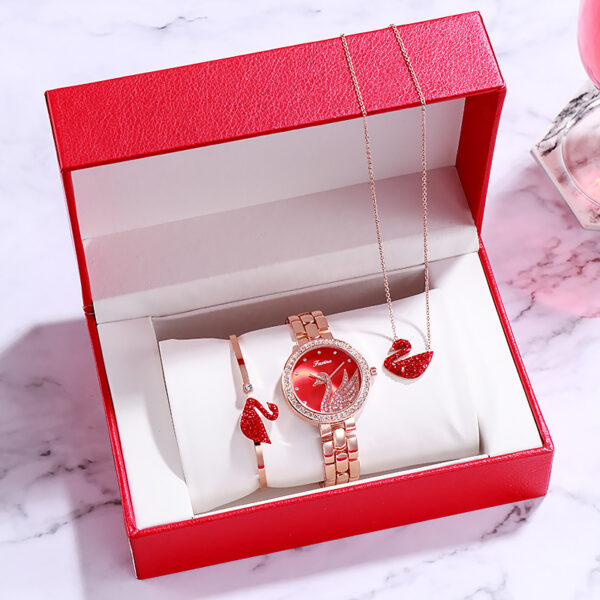 Valentine's Day gifts for ladies watches - Image 5