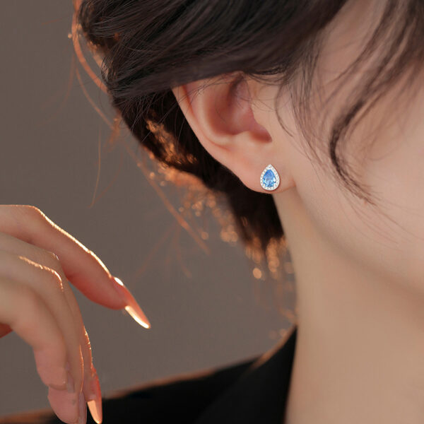 Super Flash Blue Water Drop Ear Studs French Elegance - Image 3